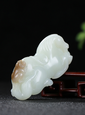 和田玉糖白玉生肖马猴把件男女款