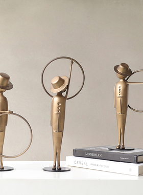 现代简约轻奢金属人物雕塑摆件样板房售楼处客厅玄关柜桌面装饰品