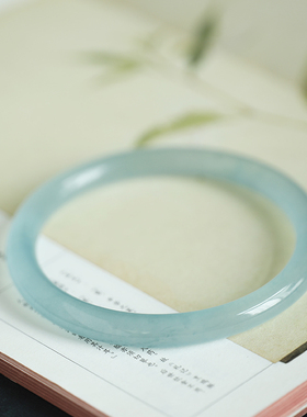 一世长安天青色石英岩圆条手镯