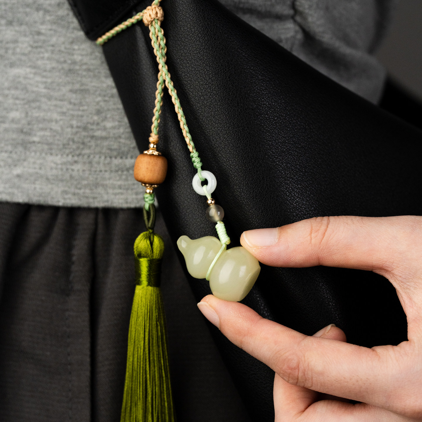 张小凤青玉葫芦印章篆刻高端玉石书法国画小闲章石料印石个人姓氏古风礼盒生日礼物刻字高颜值礼品送礼,淘宝优惠券,粉丝福利购,淘宝优惠卷