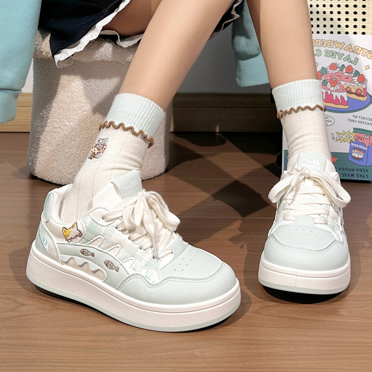 回力猫咪小鱼小白鞋女2026春季新款百搭休闲鞋小众设计学生板鞋女,淘宝优惠券,粉丝福利购,淘宝优惠卷