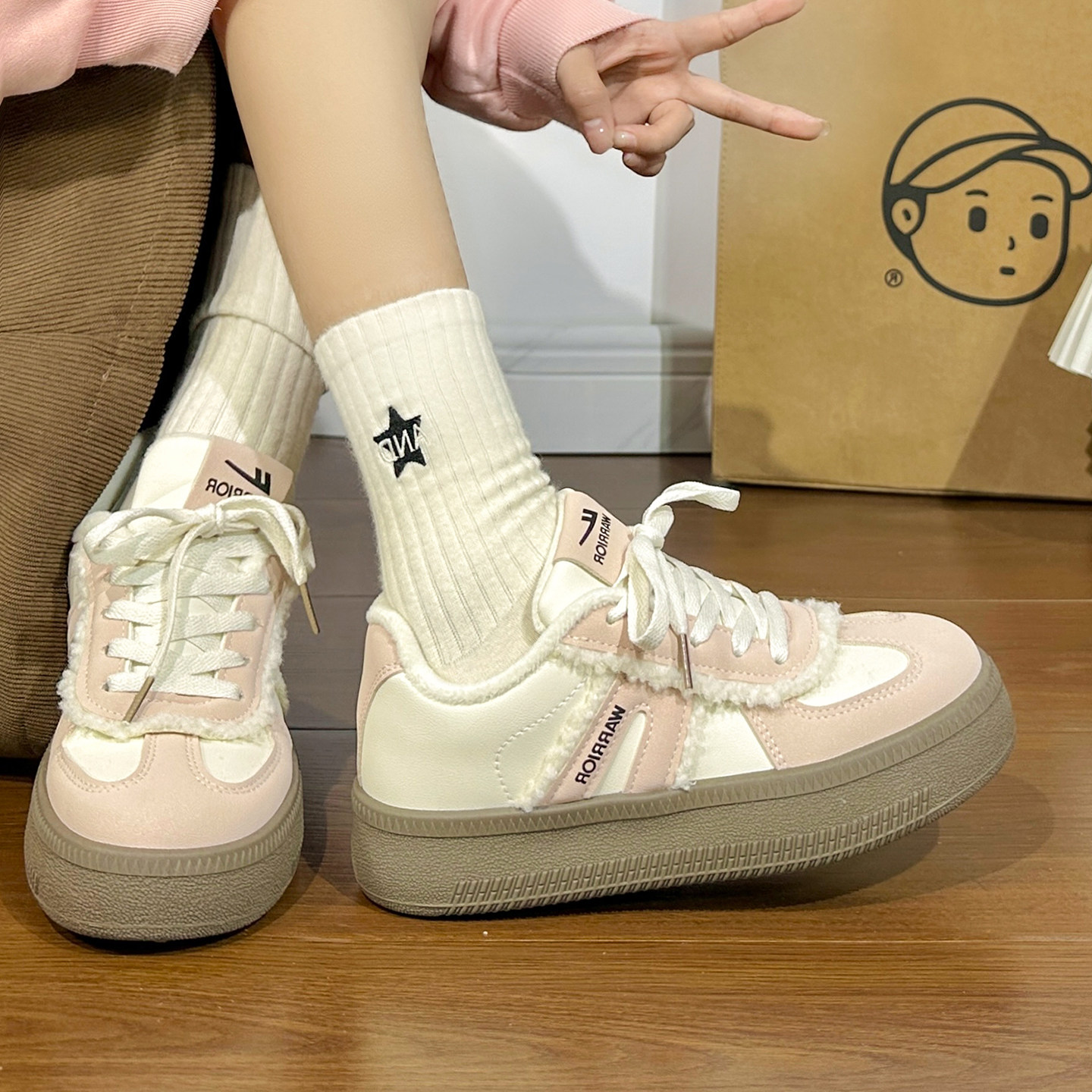 回力加绒德训女鞋2025新款冬季保暖二棉鞋女ins潮小众爆款板鞋女,淘宝优惠券,粉丝福利购,淘宝优惠卷