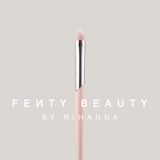 [Прямо сейчас] Fenty Beauty Rihanna может быть полностью открыта мини -кистью для бровей 220FB