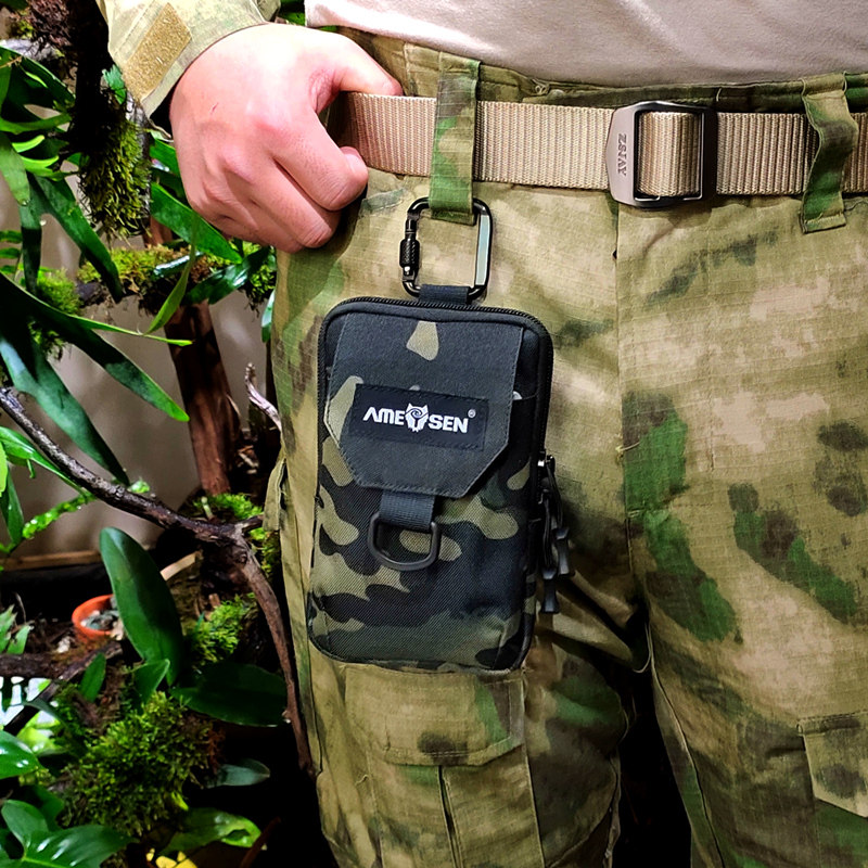 Mobile phone bag wearing belt running and sports work on construction site