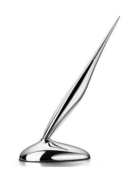 轻奢现代样板间书房书桌桌面办公室装饰摆件桌垫机械键盘组合软装