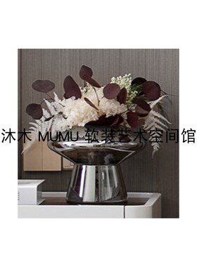 软装现代样板间女孩房床头柜组合