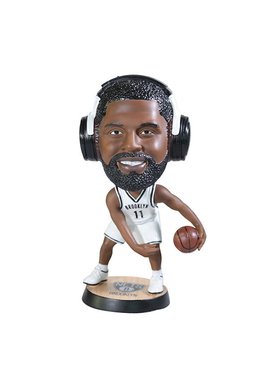 现代简约样板间男孩房卧室床头柜桌面摆件手办篮球主题摆件装饰品