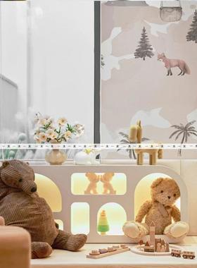 现代样板间儿童房玩耍区摆件宝宝积木轨道玩偶大熊创意摆设高级感