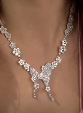 何家原厂燕尾蝶花园项链锁骨链贝母花轻奢优雅灵动蝴蝶结生日礼物