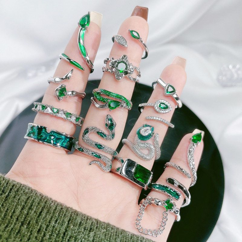 Ins niche design sense ring for women retro green zircon drop glaze temperament cold style fashionable trendy finger ring