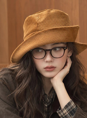秋冬日系复古灯芯绒渔夫帽女显脸