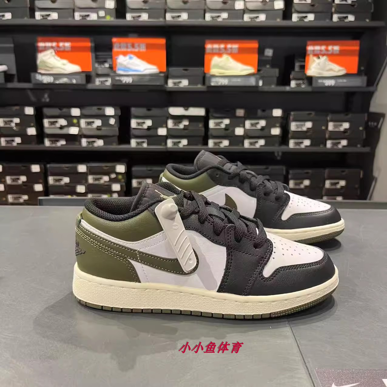Nike/耐克大童青少年舒适百搭耐磨运动休闲低帮板鞋553560-092-图3