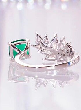 D色莫桑石四爪绿钻开口羽翼戒指