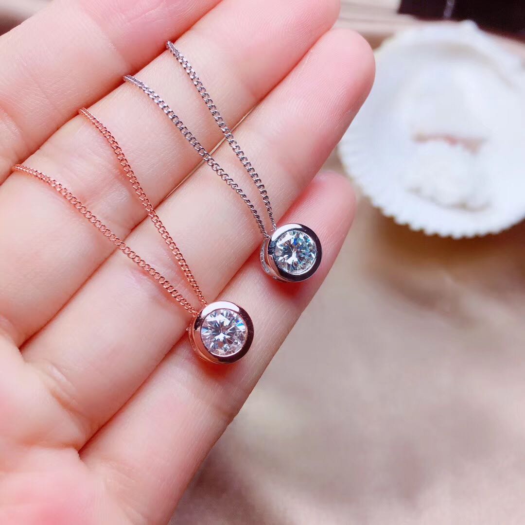 铂金圆钻泡泡吊坠不掉色锁骨链 PT950 玫瑰金项链 18K 色莫桑石 D 进口 铂金圆钻泡泡吊坠不掉色锁骨链 PT950 玫瑰金项链 18K 色莫桑石 D 进口