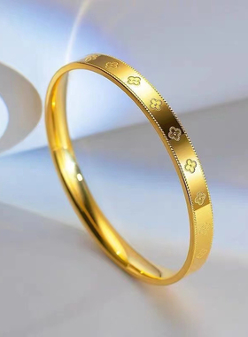 金色四叶草手饰品镯子手镯女款不掉色高级感轻奢小众精致首士手环