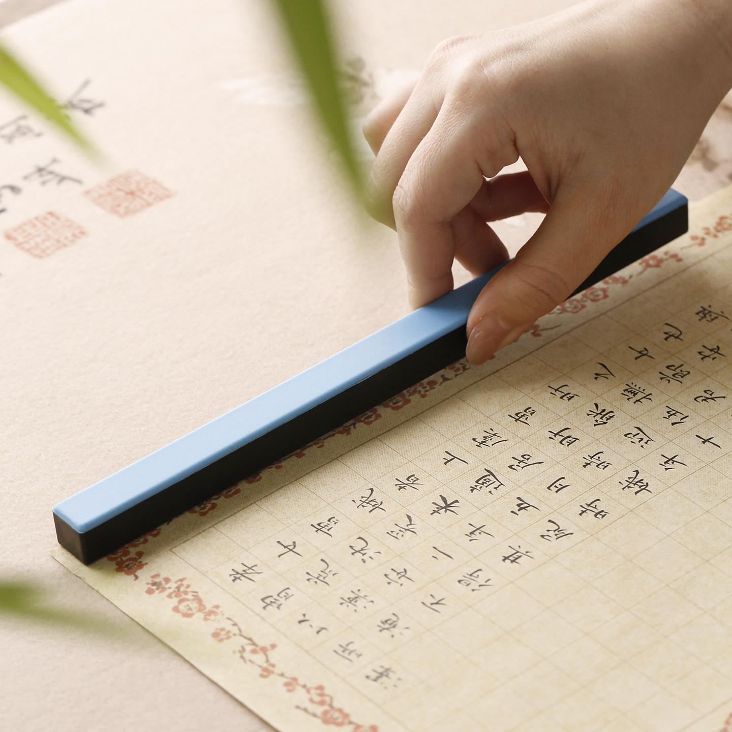 abs彩色镇尺书法毛笔压纸文房镇尺镇纸 文房四宝压纸 学生初学者 纸镇多色可选,淘宝优惠券,粉丝福利购,淘宝优惠卷