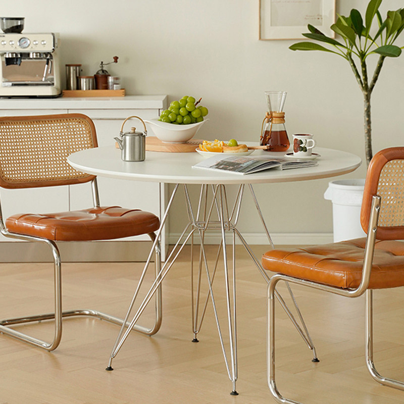 北欧餐桌现代简约ins家用小户型饭桌伊姆斯白色圆桌设计师洽谈桌,淘宝优惠券,粉丝福利购,淘宝优惠卷