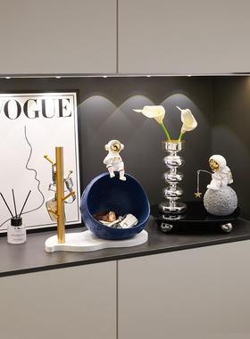 宇航员钥匙收纳玄关摆件入户进门鞋柜客厅家居装饰品乔迁新居礼物