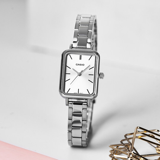 Casio retro small square watch for women simple