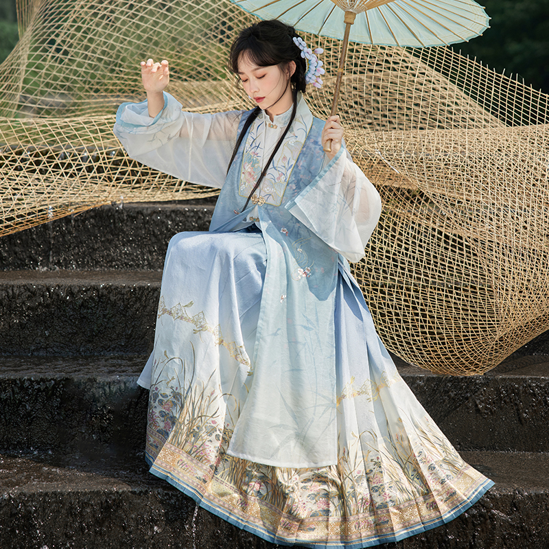 七月夕原创花自飘零明制汉服立领长衫绣花比甲马面裙女套装夏季-图1