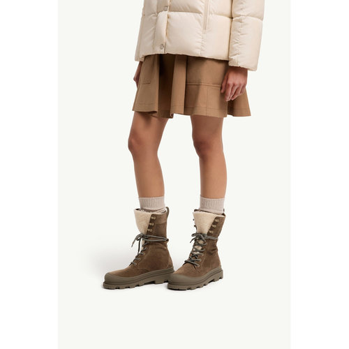 奢淘 Moncler Vera 高筒系带靴 女厚底鞋 L209B4F00100M7542 - 图2