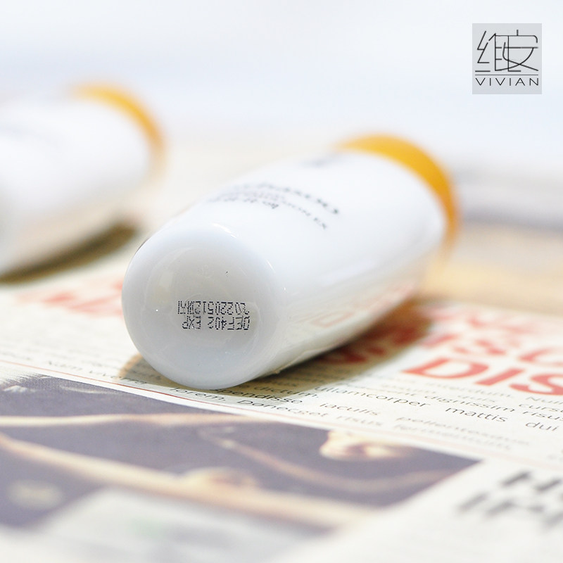 雪花秀中样套装补水人参滋盈肌本 艾歌化妆品美甲工具