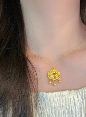 时尚个性平安锁项链轻奢小众高级感钛钢锁骨链国风精致长命锁吊坠