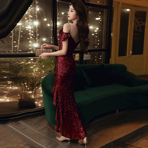 Бордовое вечернее платье, элегантные блестки для ногтей, коллекция 2023, новая коллекция, рыбий хвост, по фигуре
