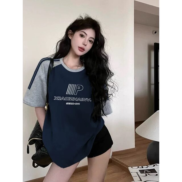 ເສື້ອຍືດແຂນສັ້ນຍີ່ຫໍ້ trendy ຂອງອາເມລິກາສໍາລັບແມ່ຍິງ 2025 ຮູບແບບໃຫມ່
