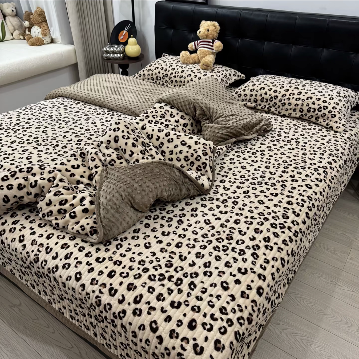 冬季牛奶绒夹棉款床盖四件套小清新法式加绒加厚三件套绗缝夹棉绒