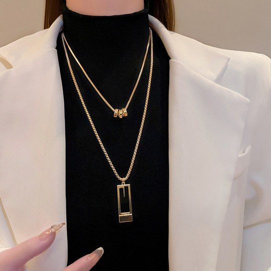 Women's alloy light luxury versatile square pendant