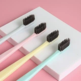 Мужская мягкая зубная щетка для влюбленных