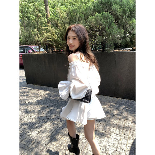 辰米范 美神降临 滤镜仙女短裙设计感一字肩连衣裙收腰茶歇小白裙 - 图2