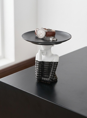 现代简约人物造型收纳摆件