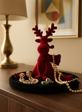 圣诞红色麋鹿绒布收纳展示摆件