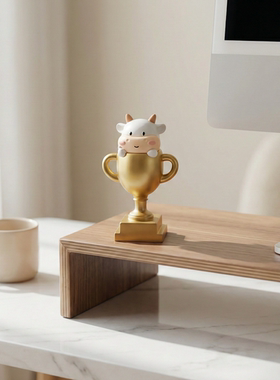 创意奶牛造型树脂摆件金色奖杯