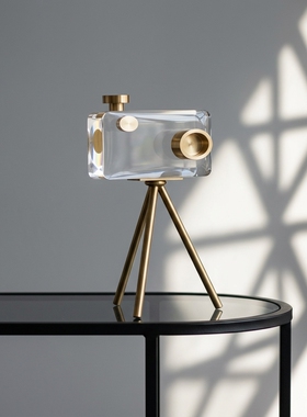 现代轻奢透明树脂相机三脚架摆件