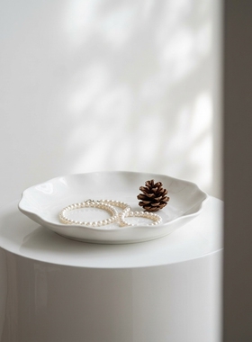 天然松果珍珠项链展示盘陶瓷餐盘
