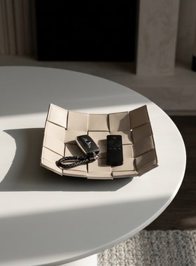 简约皮质多功能收纳托盘摆件