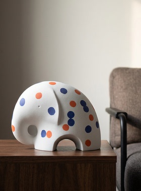可爱波点小象陶瓷桌面摆件