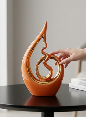 现代简约抽象橙色陶瓷装饰摆件