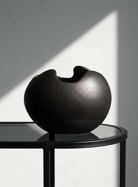简约风黑色陶瓷花瓶家居摆件