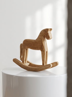 木质手工雕刻小马摆件家居装饰