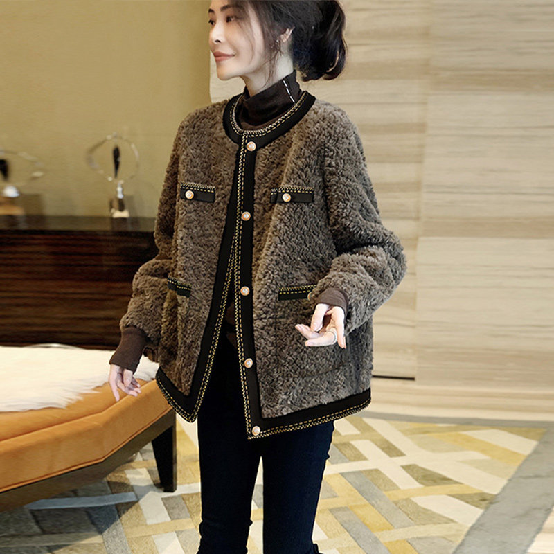 棕色2021新款欧洲站 崇妍短外套