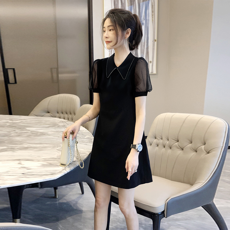 黑色赫本风娃娃领洋气别致连衣裙 崇妍连衣裙