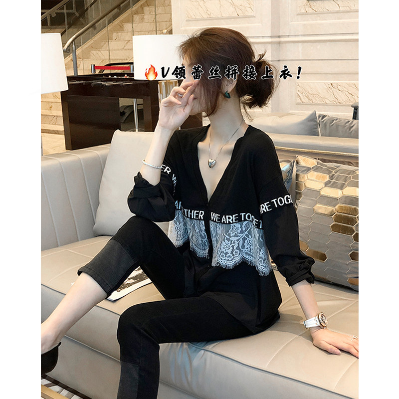 黑色v领女时尚拼接蕾丝洋气针织衫 崇妍毛针织衫