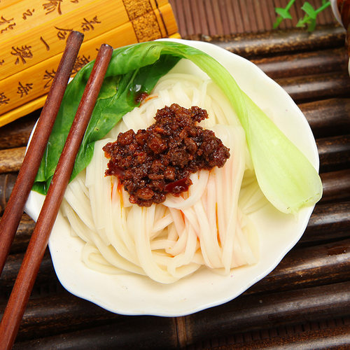 龙泽大罐装香辣牛肉酱400g*1瓶装辣椒下饭酱下饭菜拌面酱商用不辣 - 图2