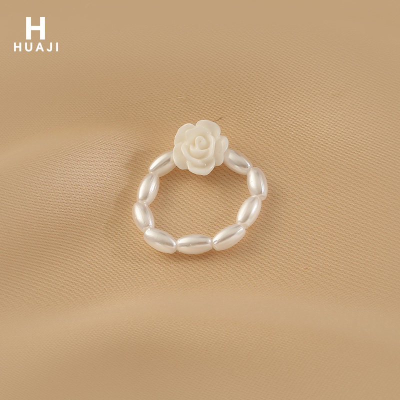 Flower trace white rose flower ring personality niche