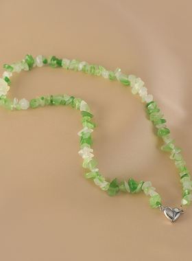 花迹绿色串珠爱心项链女