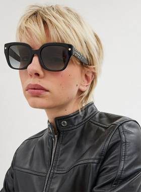 COACH/蔻驰女士CHARMS大尺寸方框太阳眼镜